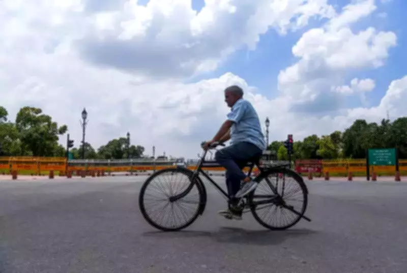 Early Winter Withdrawal in India: Low Rainfall and Weak Western Disturbances Blamed