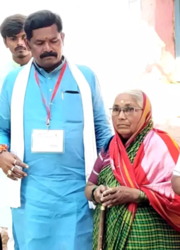 Elderly Woman Donates Land to Govt School, Fulfilling Education Dream