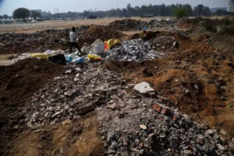 Experts Reveal C&D Waste as Major Air Polluter in Delhi-NCR, Urge Action