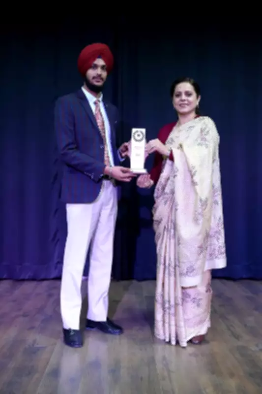 Farewell Ceremony Held at Government School in Punjab's Hoshiarpur District