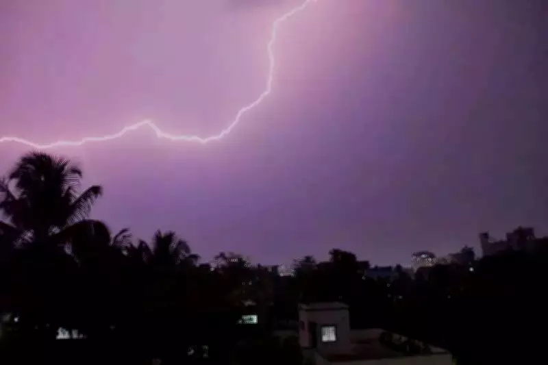 Farmer Killed by Lightning as Unseasonal Rain, Hailstorm Ravage Marathwada