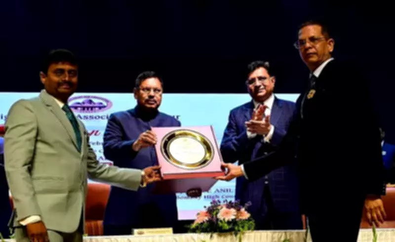 Former CJI Gavai Stresses Unity of Bar and Bench as Pillars of Judiciary in Nagpur