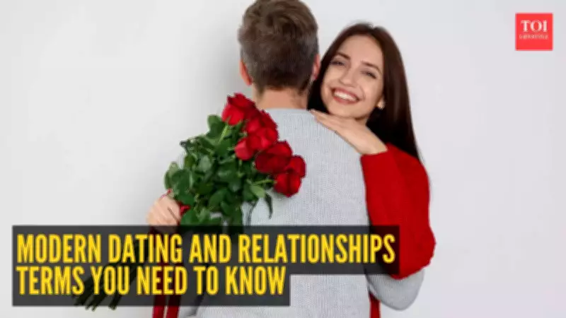 From 'Love Haze' to 'Cloaring': 5 Modern Dating Terms You Must Know