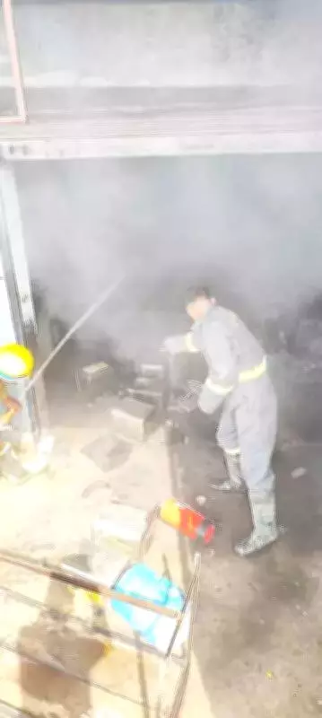 Gas Cylinder Leak Sparks Fire at Lucknow Biryani Shop, Two Workers Injured