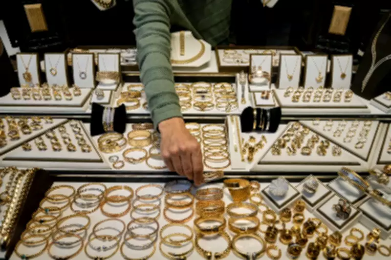Gold Prices Surge on Fresh Buying and Firm Demand, Futures Hit Rs 1.56 Lakh