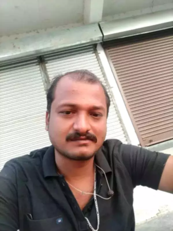 Guest Worker Dies of Heart Attack After Fainting at TVK Leader Vijay's Rally in Salem