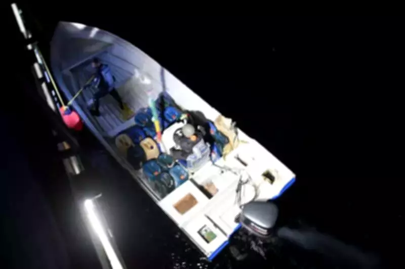 Gujarat ATS, Coast Guard Seize 203kg Suspected Drug from Iranian Boat