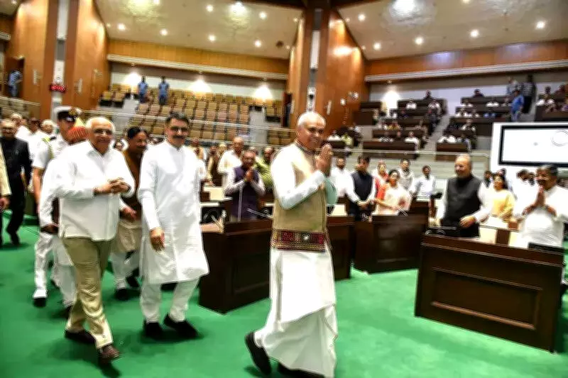 Gujarat Government Disburses Rs 9,610 Crore Relief to 33 Lakh Farmers Affected by Unseasonal Rains