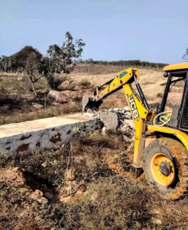 Gurgaon Forest Department Demolishes Illegal Structures in Protected Aravali Hills