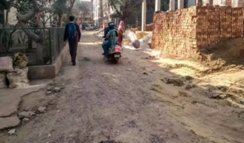 Gurgaon Sector 22B Residents Decade-Long Road Woes, MCG Promises Repairs