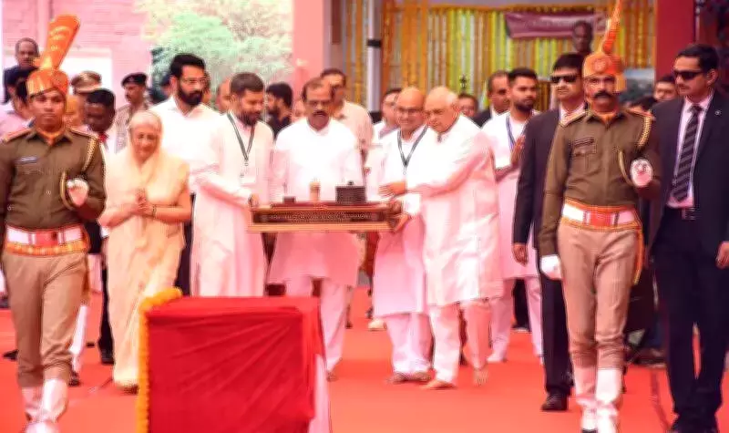 Historic Buddha Relics Depart Vadodara for Colombo Exposition