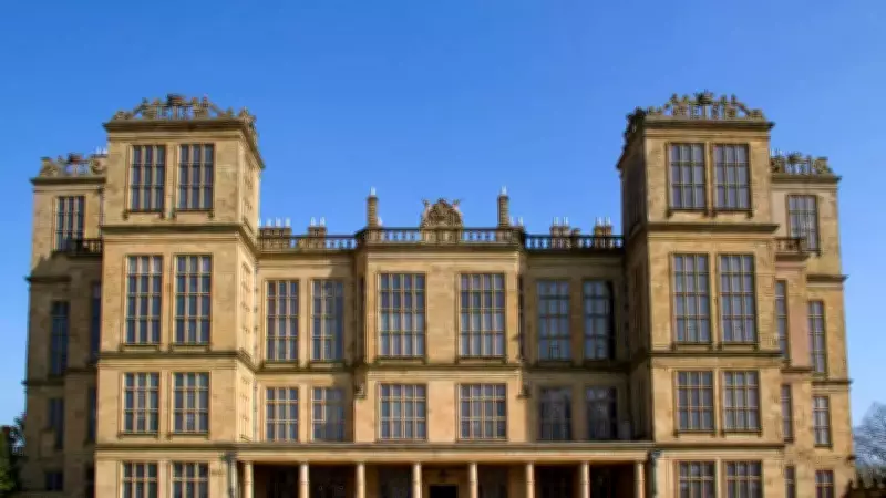 How Elizabethan Architecture Mastered the Little Ice Age's Brutal Cold