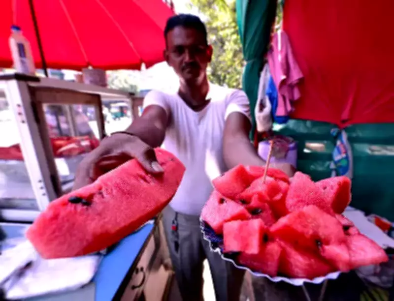 Hubballi's Summer Heat Fuels Watermelon and Muskmelon Boom at Roadside Stalls
