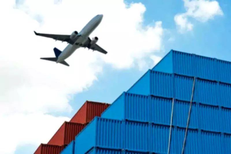 Hyderabad Gold Traders Accused of Rs 1.7 Crore Fraud on Logistics Firm