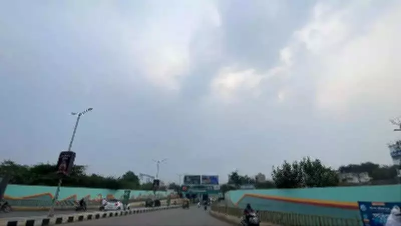 IMD Forecasts Light Rain in Gujarat as Night Temperatures Soar Above Normal