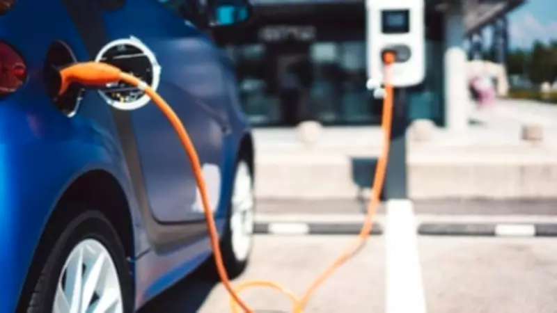 India's EV Sector Attracts Rs 2.23 Lakh Crore Investment from 2020-2025