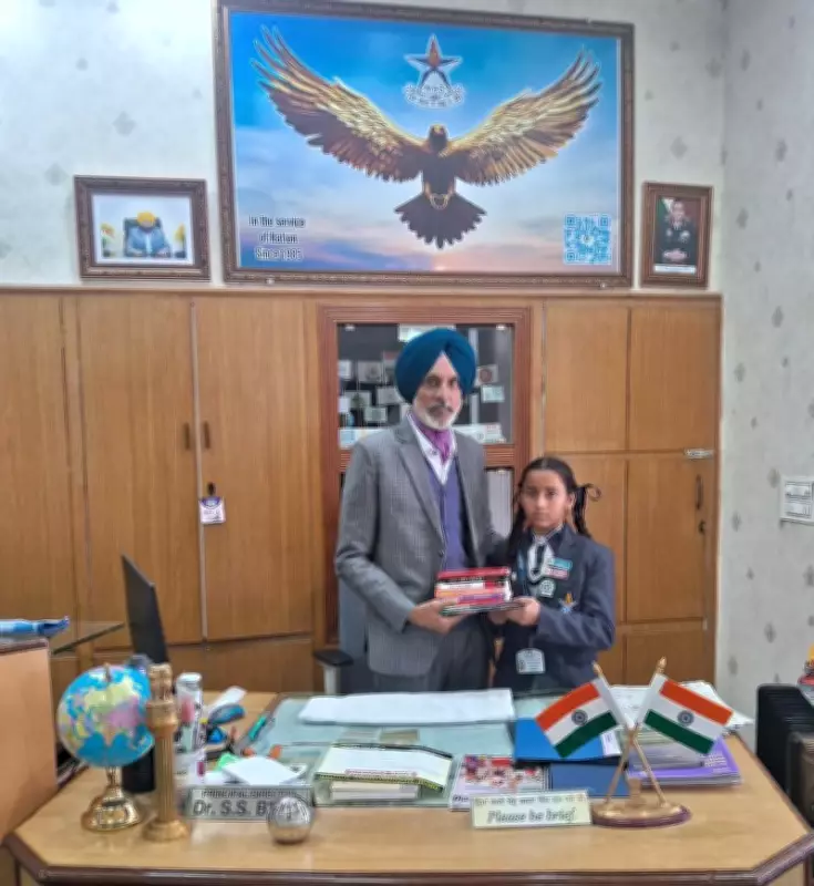 Inspiring Act: Jeon Wala School Student Donates Books on Birthday