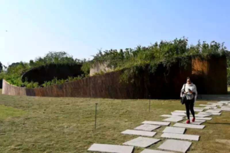 Invasive Lantana Weed Transformed into Ecological Art Installation at Sunder Nursery