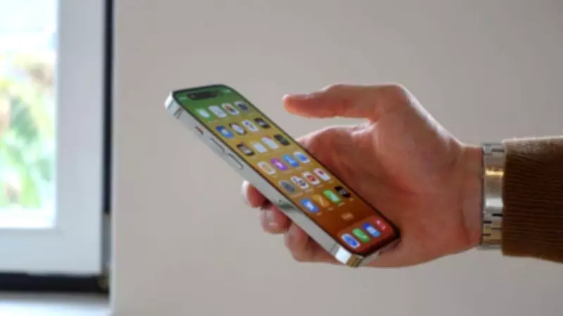 iPhone Voice Messages: Storage, Playback, and Auto-Reply Guide