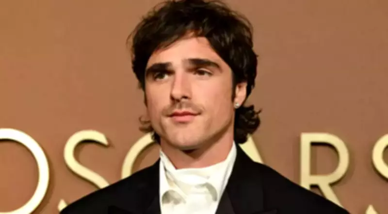 Jacob Elordi Defied Mother's Warning to Star in Del Toro's Frankenstein