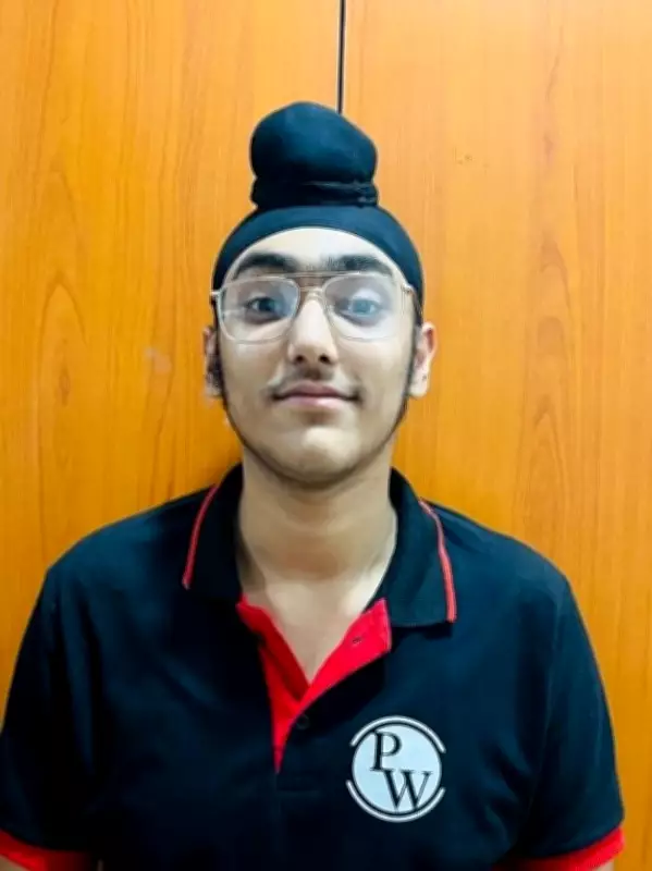 Jammu & Kashmir Student Amiteshwar Singh Tops JEE Main 2026 Session 1 with 99.83 Percentile
