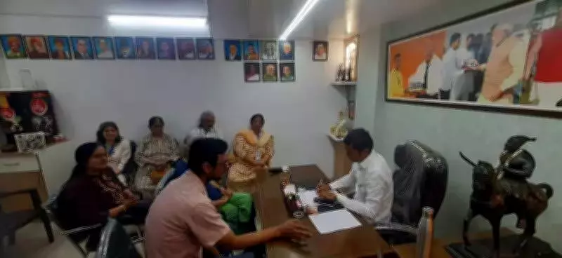 Kalyaninagar Residents Demand Civic Action on Water, Encroachments, and Traffic