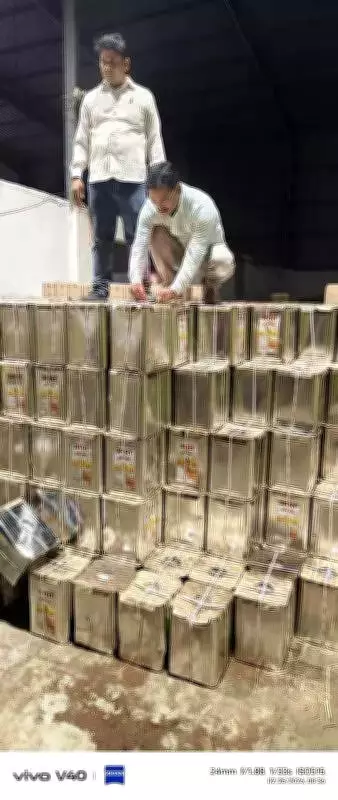 Kanpur FSDA Seizes Adulterated Mawa, Edible Oil Worth ₹29 Lakh Ahead of Holi