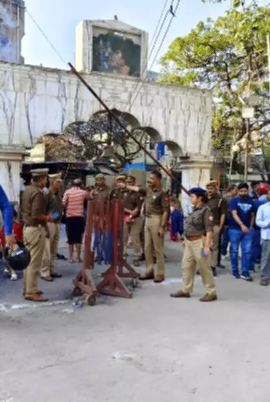 Kanpur Police Inspect Temple Security Ahead of Mahashivratri Festival
