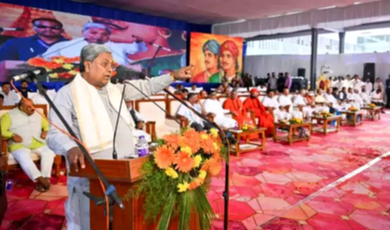 Karnataka CM Siddaramaiah Demands Increased SC/ST Reservation Based on Population
