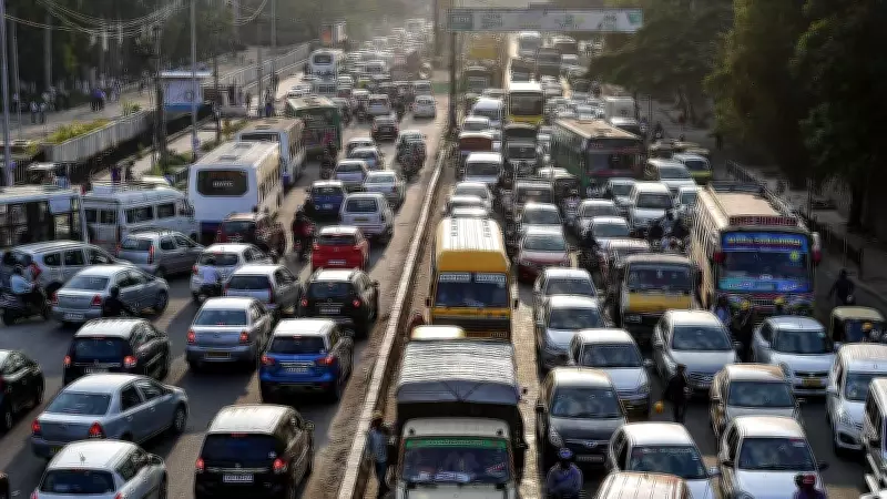 Karnataka High Court Disposes Traffic Congestion PIL, Defers to Executive Authorities
