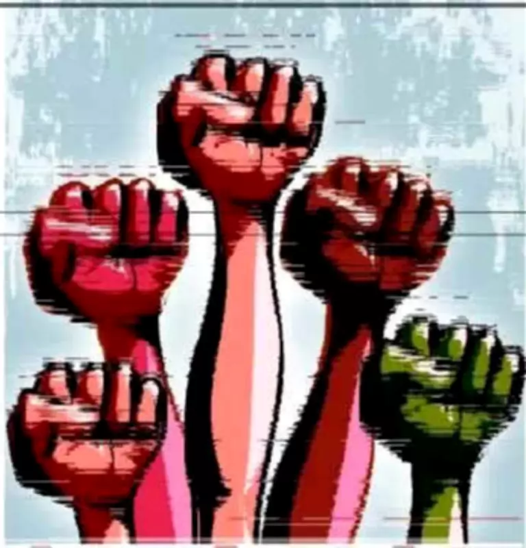 Karnataka RTC Unions Reject Govt's Salary Arrears Offer, Set March 2 Deadline