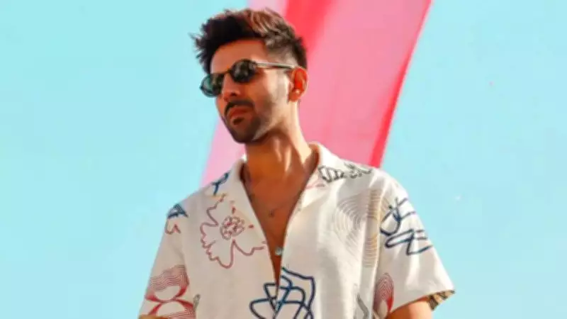 Kartik Aaryan's 'Naagzilla' Shoot in Delhi Sparks Fan Frenzy and Speculation