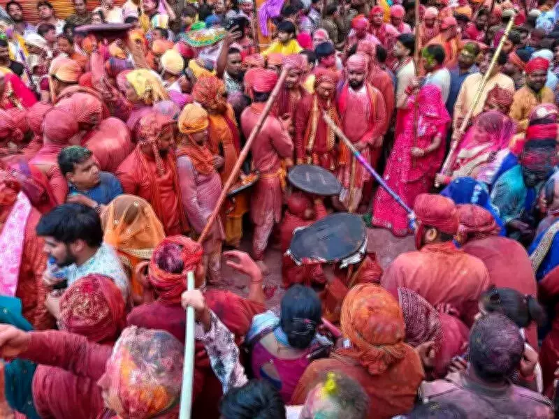 Kashi and Mathura Unite for First Time in Historic Rangbhari Ekadashi Celebration