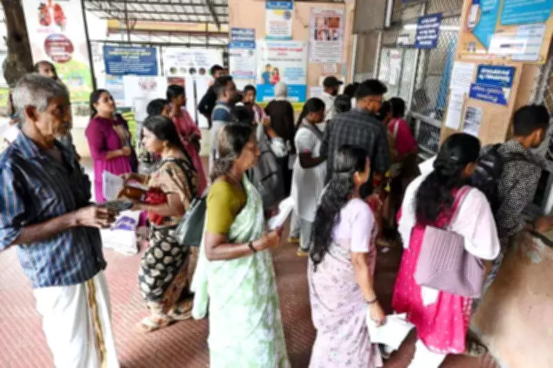 Kerala Medical College Teachers Continue Protest Over Unpaid Salary Arrears Since 2016