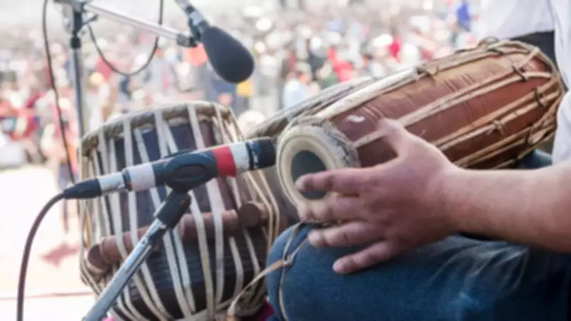 Kirtan Concerts Transform Delhi Nightlife: Youth Embrace Spiritual Revelry