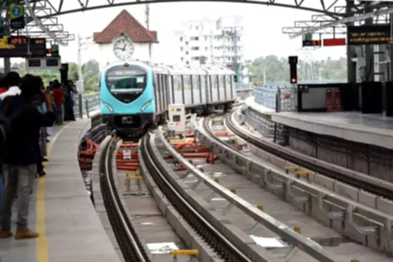 Kochi Metro Extends Night Services to 11 PM from 2026, Early Morning Demands Rise