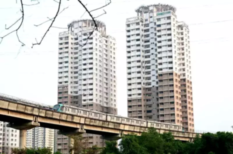 Kochi's Chander Kunj Army Towers Await Demolition Decision in Key Wednesday Meeting