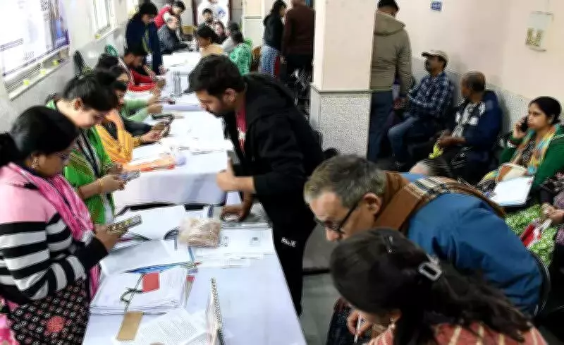 Kolkata BLOs in Limbo as App Deactivation Leaves Voter Status Unverifiable