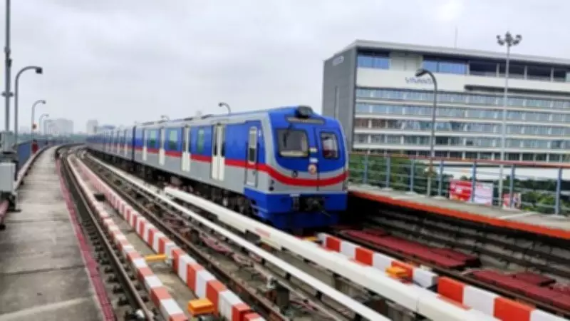 Kolkata Metro's Blue Line Platform at Kavi Subhash Faces Structural Issues