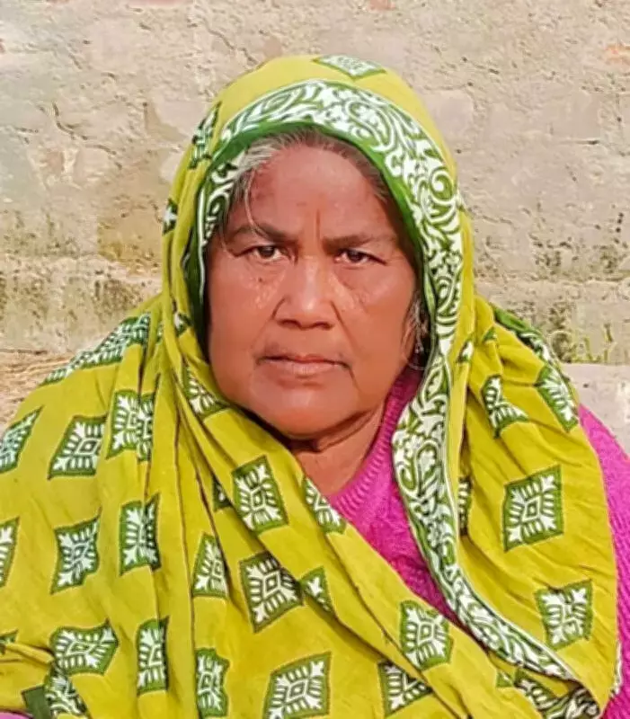 Kolkata Pensioner's Death Sparks Outcry Over SIR Process, Family Blames Document Discrepancy