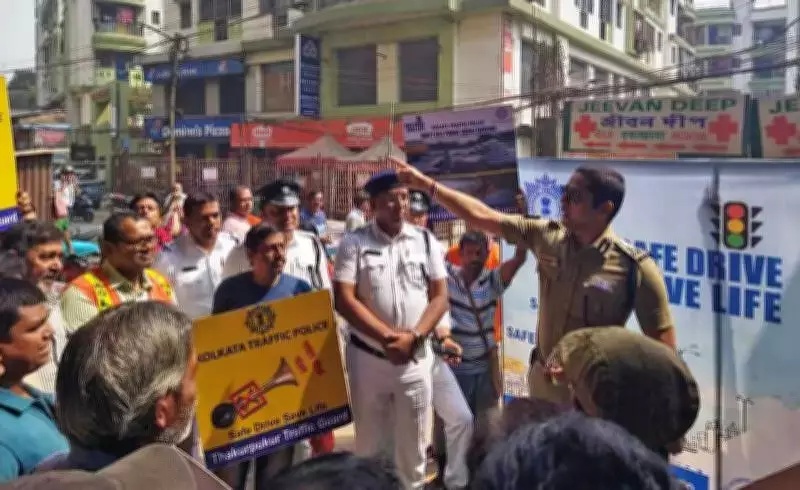 Kolkata Traffic Police Intensifies Road Safety Drive at High-Risk Accident Zones