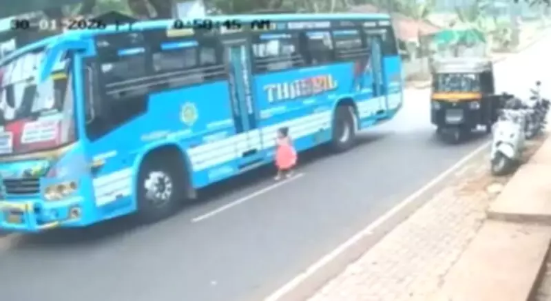Kozhikode Bus Driver's Quick Thinking Saves 3-Year-Old Girl in Viral Near-Miss