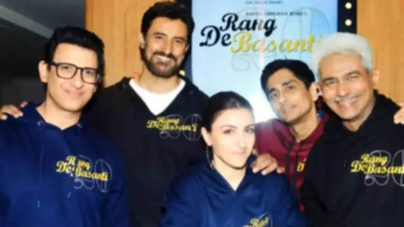 Kunal Kapoor Celebrates 20 Years of Rang De Basanti, Calls Film Timeless