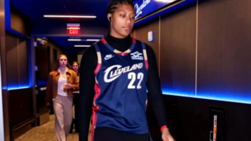 Laila Edwards Makes History as First Black Woman on U.S. Olympic Hockey Team