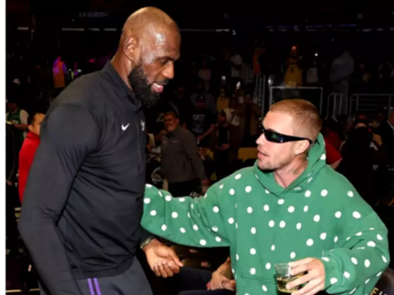 LeBron James and Justin Bieber Courtside Encounter at Lakers vs Magic Game