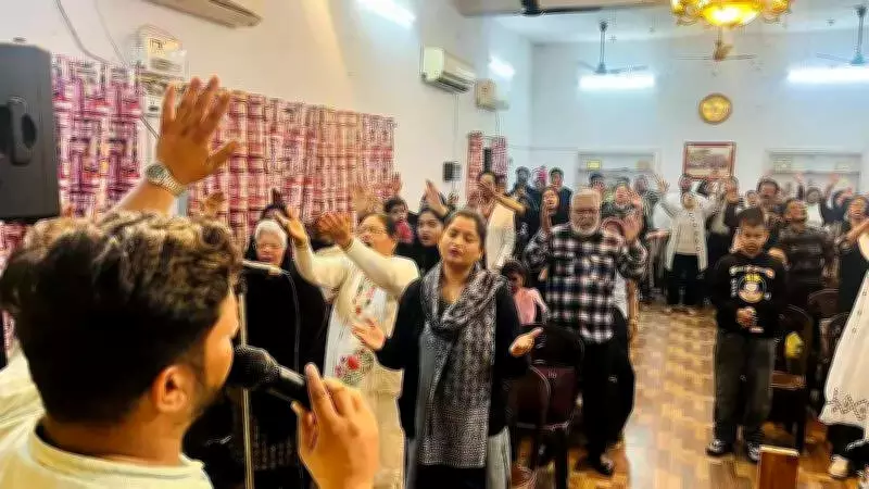 Lucknow Observes Ash Wednesday with Solemn Services, Marking Lent's Start