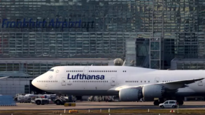 Lufthansa Grounds Hundreds of Flights Amid Dual Pilot and Cabin Crew Strikes