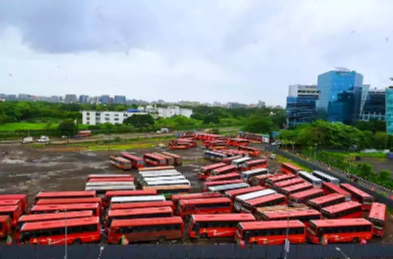 Maharashtra Govt Approves 8,300 New Buses for MSRTC to Ease Shortage