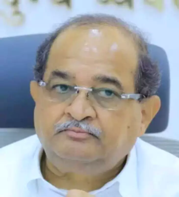 Maharashtra Minister Warns Officials Over Delays in Maratha Kunbi Certificates