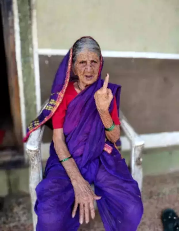 Maharashtra's Inspiring Voters: From Brides to Centenarians at Polls